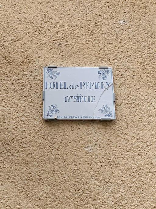 Hotel Le Remigny XVII Siecle Невер Экстерьер фото